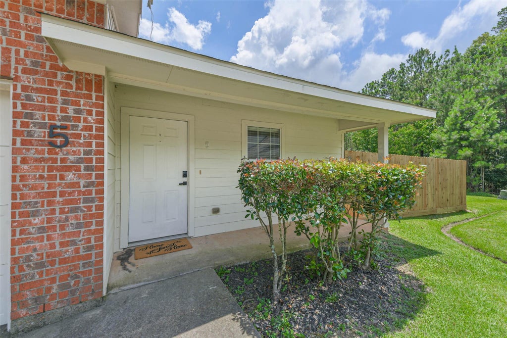 Photo of 1799 League Line Road Road #5, Conroe, TX 77304 (MLS # 46880312)