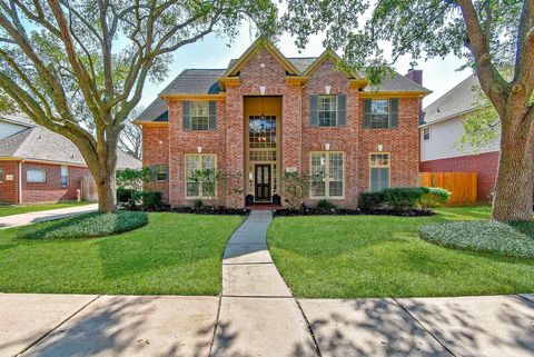 Photo of 1611 Morning Park Drive, Katy, TX 77494 (MLS # 72381703)