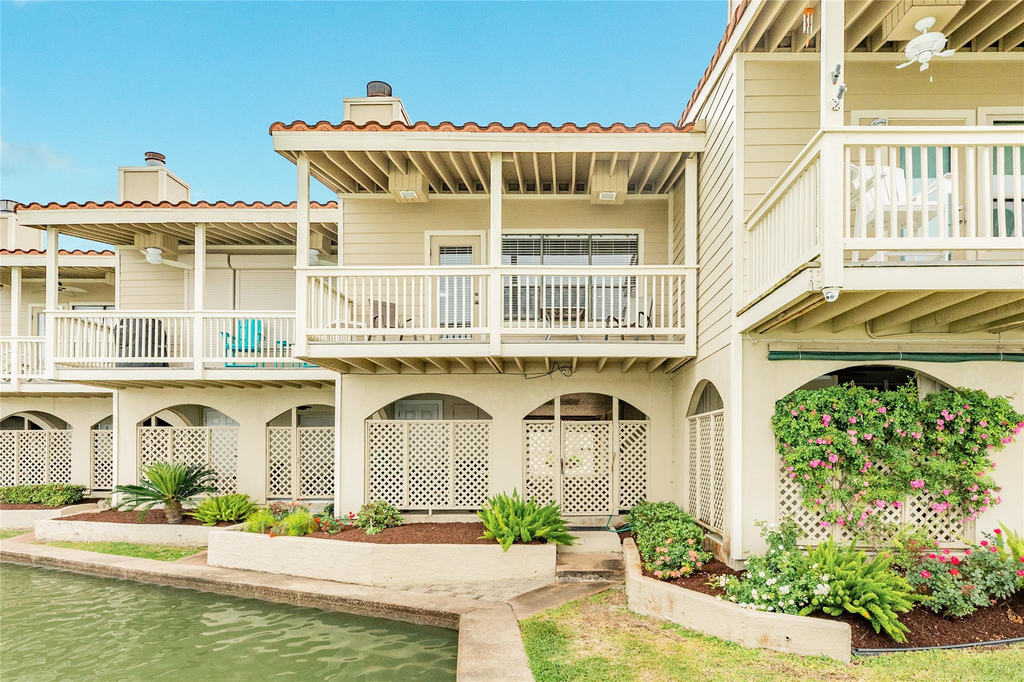 19 Dana Drive C