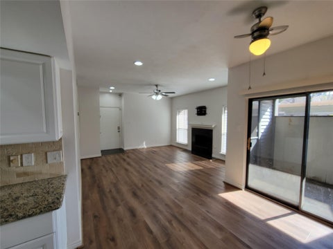 Condo For Rent - 2025 Augusta Drive #303<br/> Houston, TX 77057