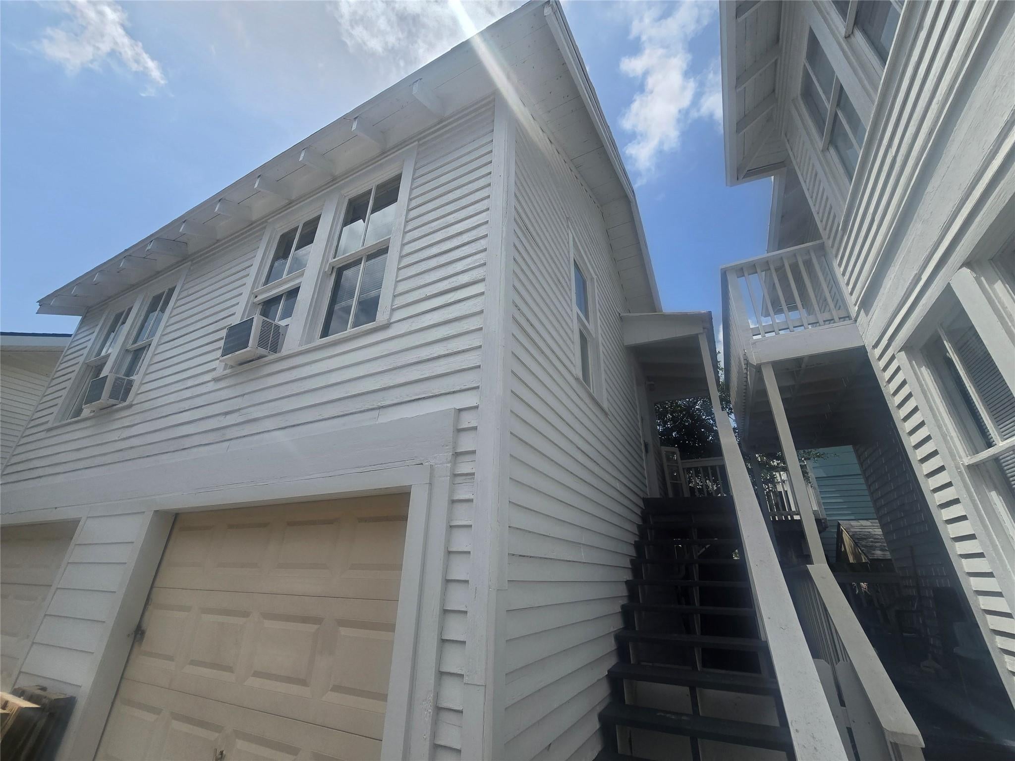 2221 35th Street Rear