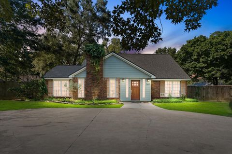 Photo of 7507 Charred Pine Drive, Magnolia, TX 77354 (MLS # 47211250) Photo of 7507 Charred Pine Drive, Magnolia, TX 77354 (MLS # 47211250)