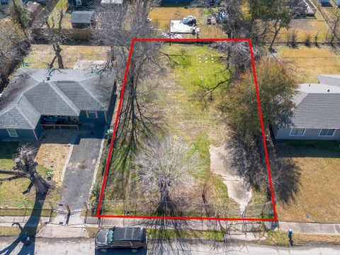 Vacant Land For Sale - 5758 Belcrest Street<br/> Houston, TX 77033