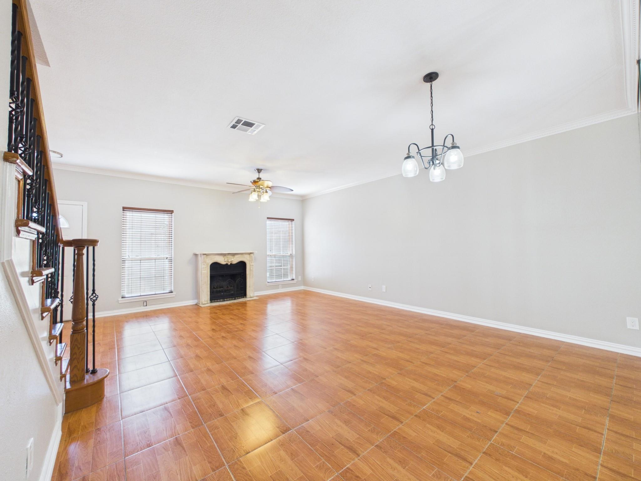 4001 Tanglewilde Street 709