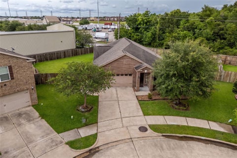 Photo of 8234 Hall View Drive, Houston, TX 77075 (MLS # 65776555)