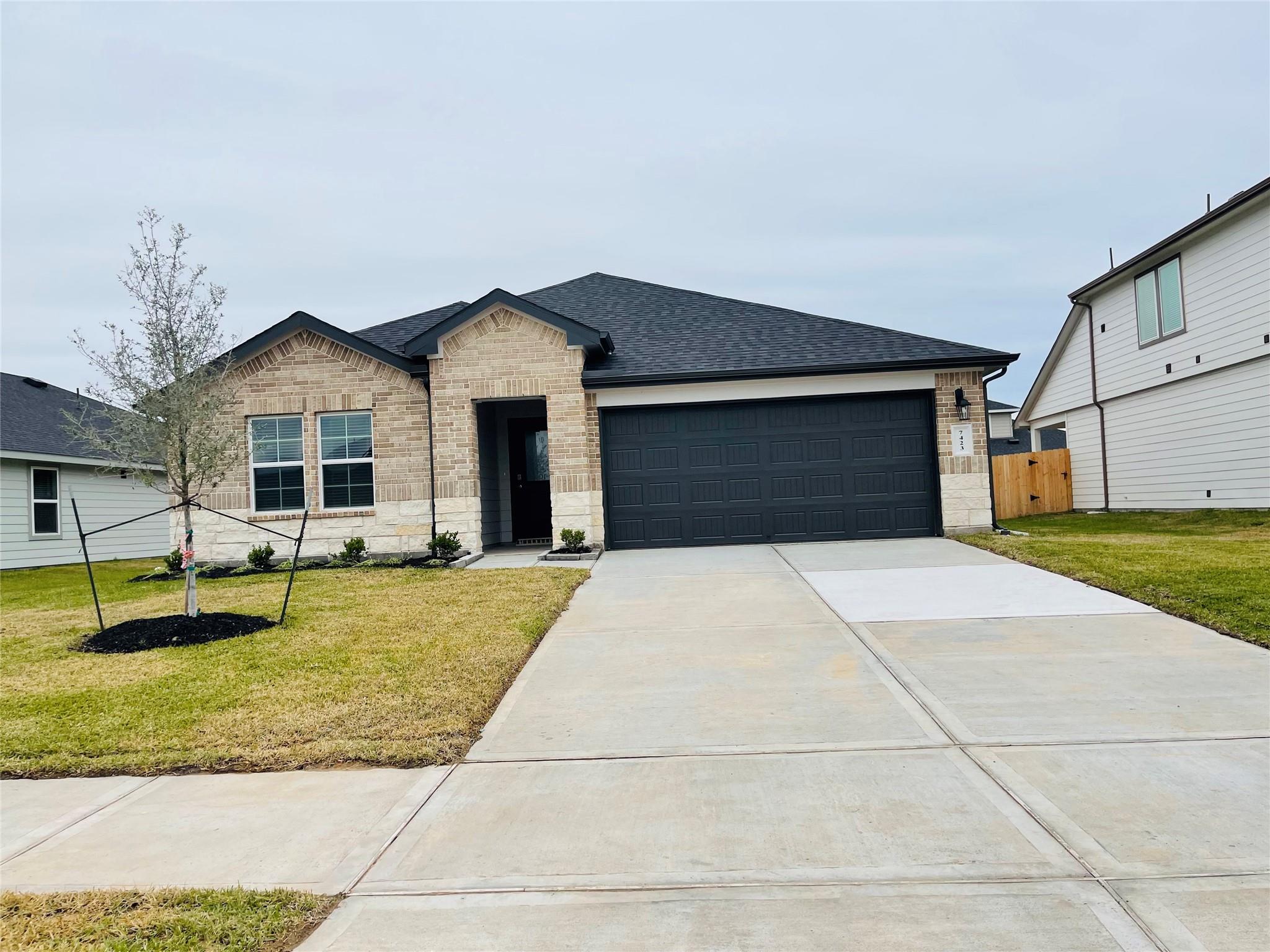 7423 Audubon Russet Dr