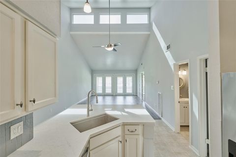 Photo of 192 April Point Drive N, Montgomery, TX 77356 (MLS # 20368579)
