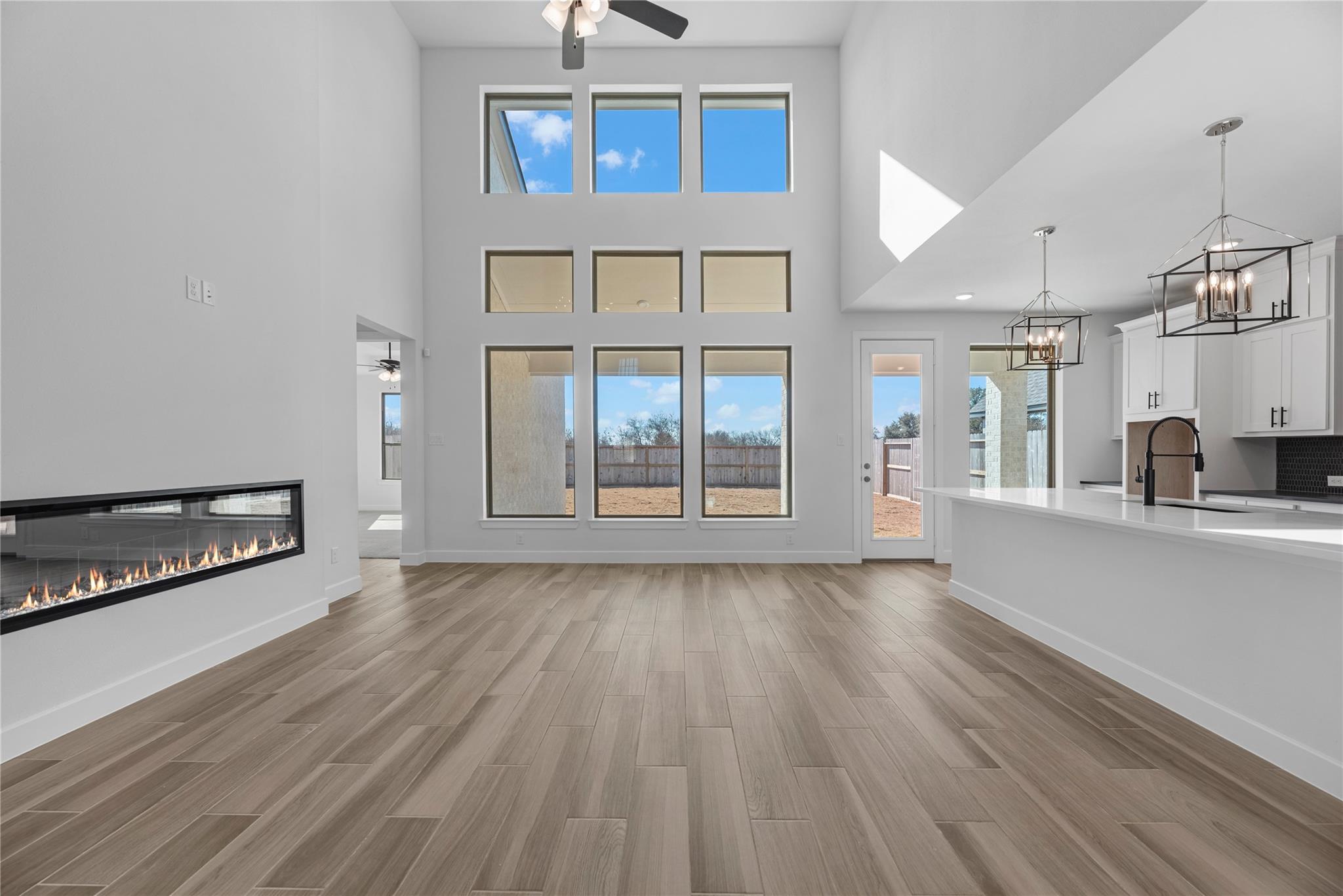 326 Mercury Sky Road