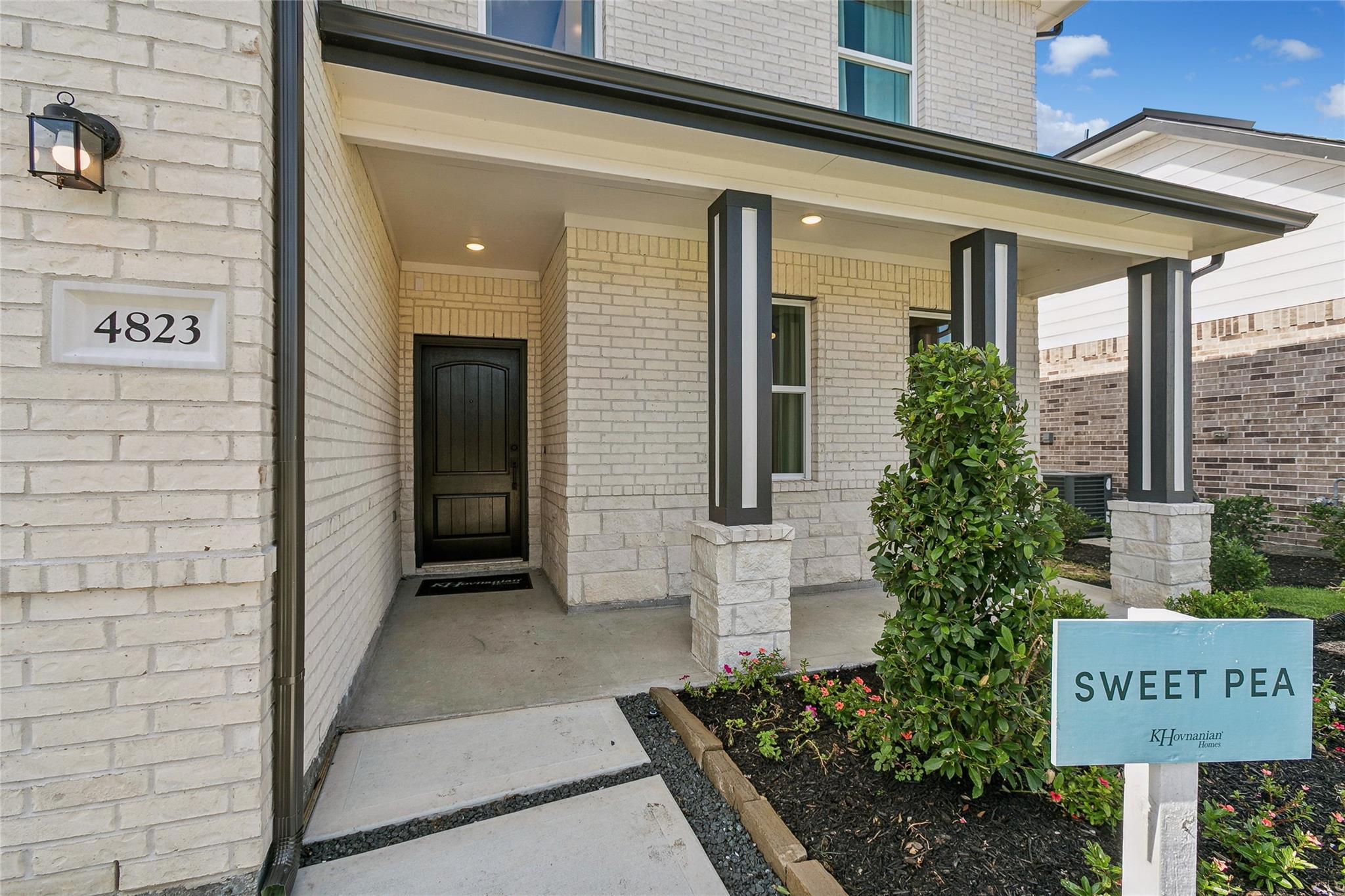 4823 Legends Bay Drive
