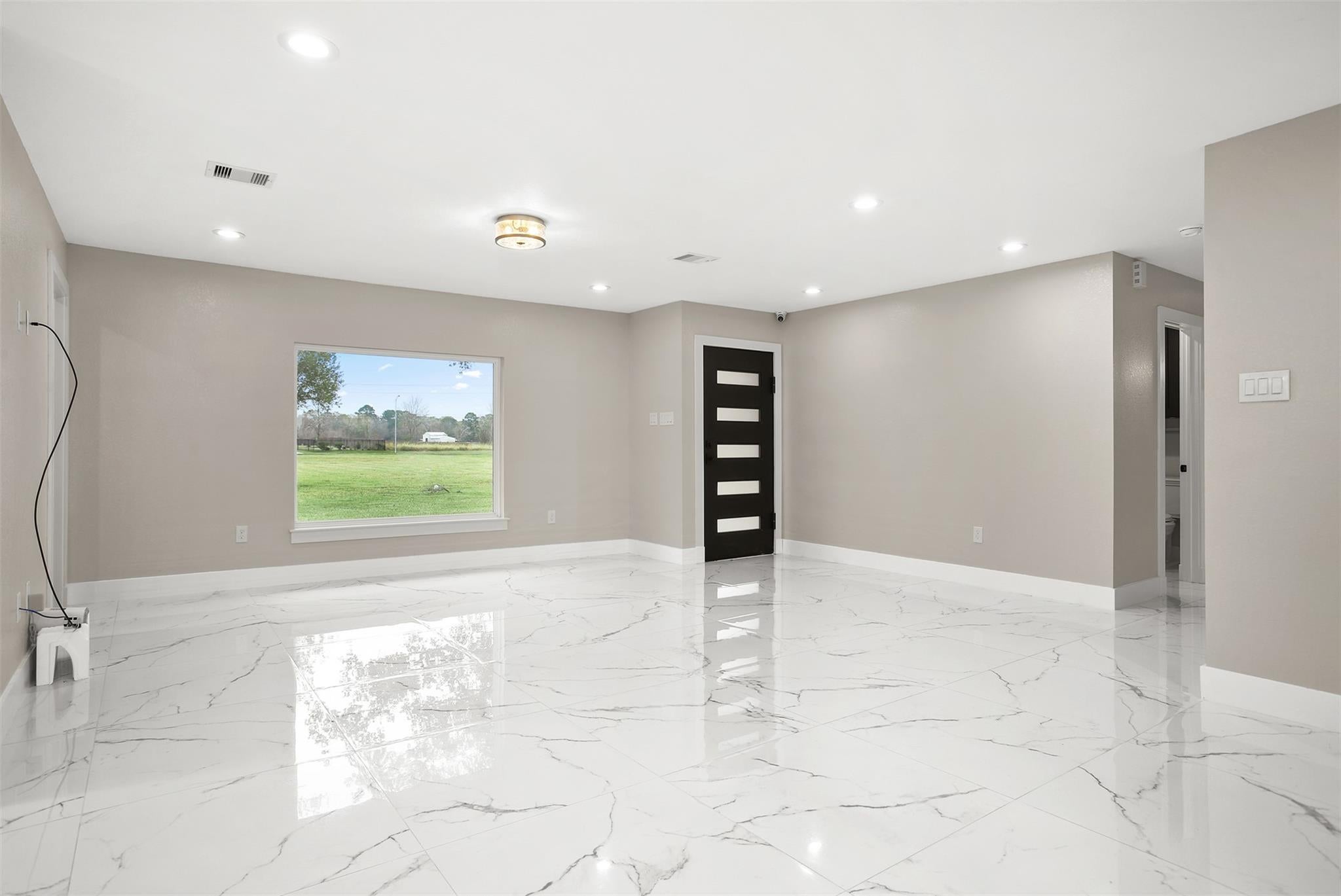 4002 Dixie Farm Road