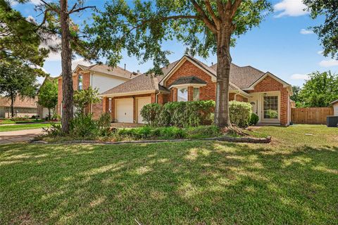Photo of 2915 Autumnglow Court, Katy, TX 77494 (MLS # 25538087)