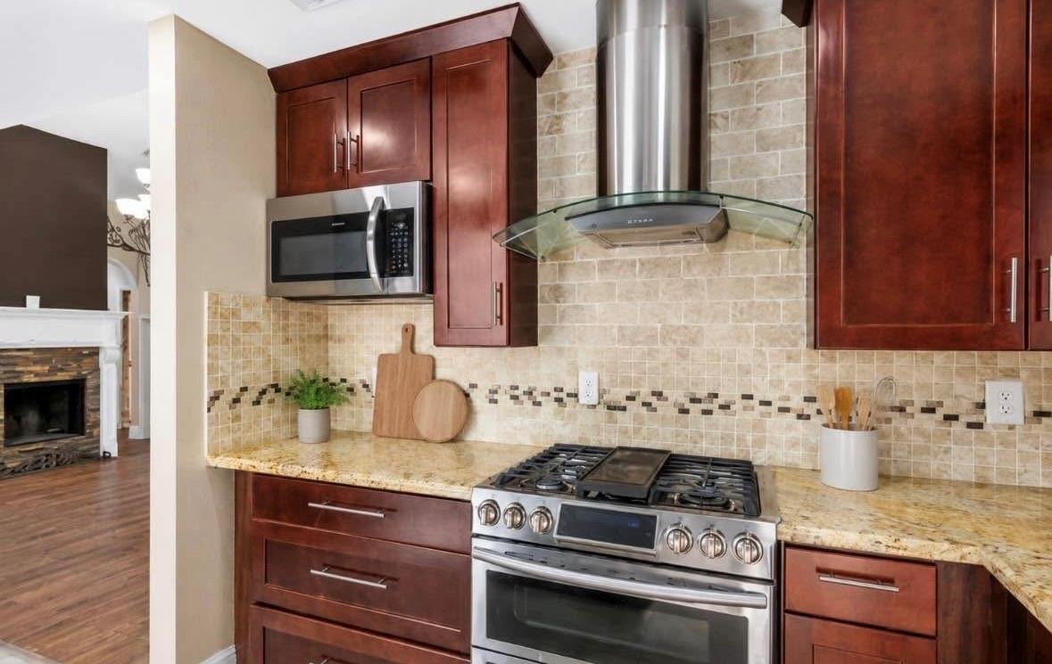 19423 Cypress Bay