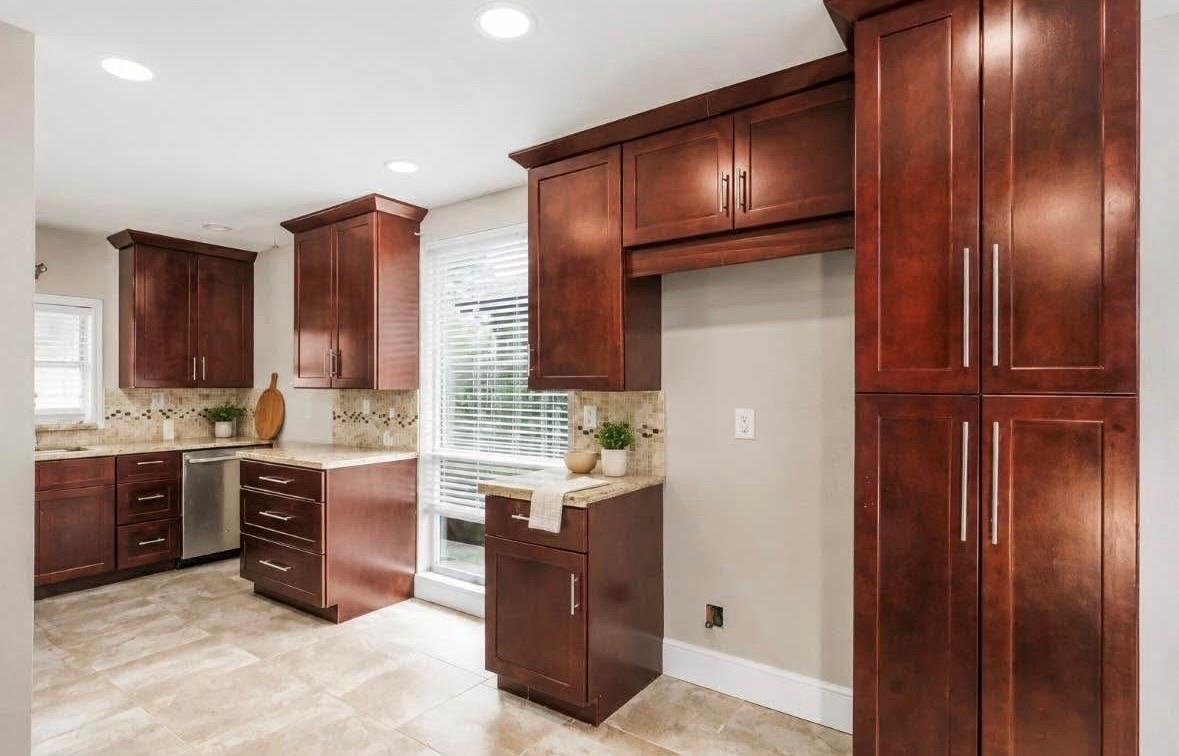 19423 Cypress Bay