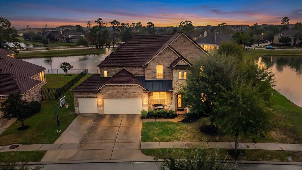Photo of 9634 Lansing Meadows Drive, Humble, TX 77396 (MLS # 43414891)