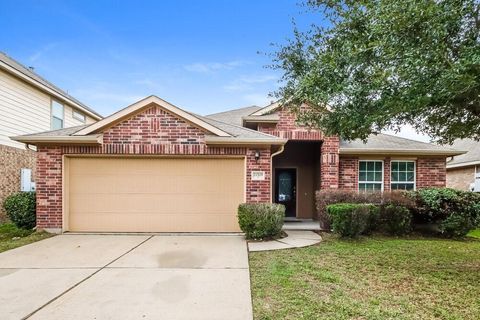 Photo of 21519 Kings Bend Drive, Kingwood, TX 77339 (MLS # 54884882)
