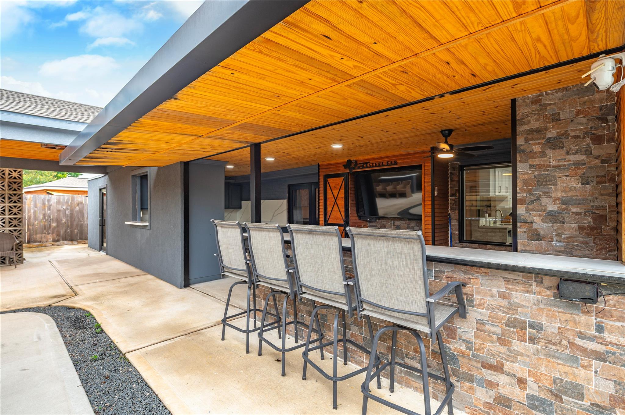 1418 Wildgrove Drive
