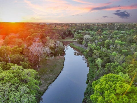 Vacant Land For Sale - 302 Whispering Pines Avenue<br/> Friendswood, TX 77546