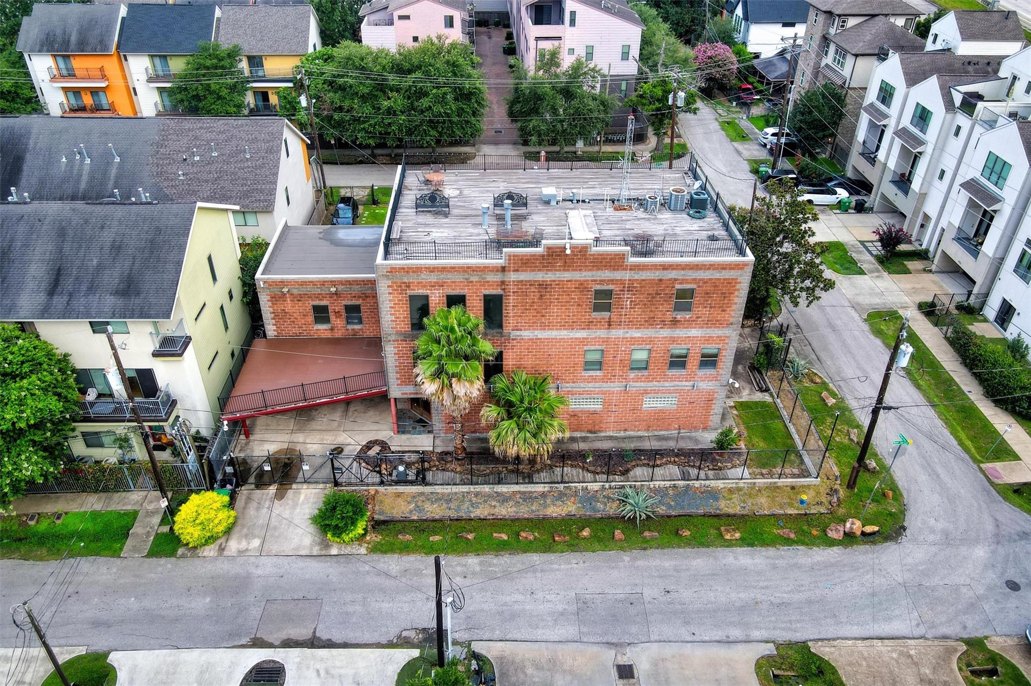 1607 E Bonner Street