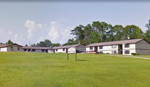 Photo of 668 W Martin Luther King Boulevard, Jasper, TX 75951 (MLS # 33108573)