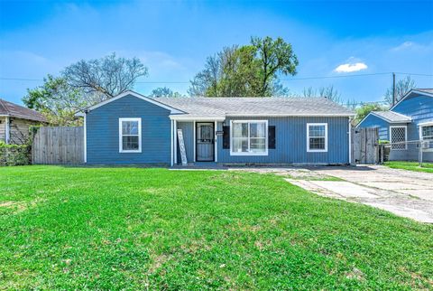 Photo of 3910 Luca St Street, Houston, TX 77021 (MLS # 6136719)