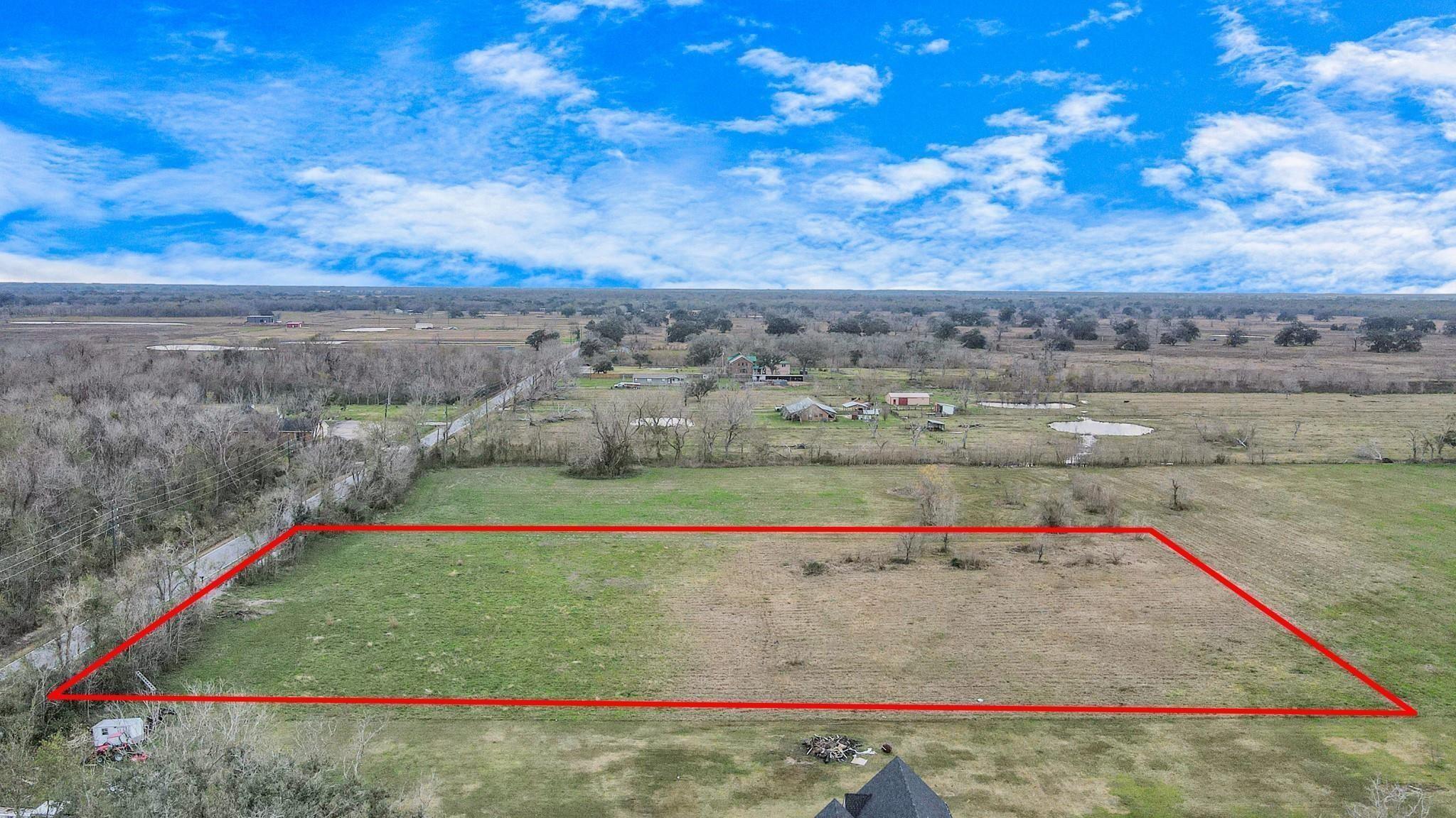 1402 County Road 34