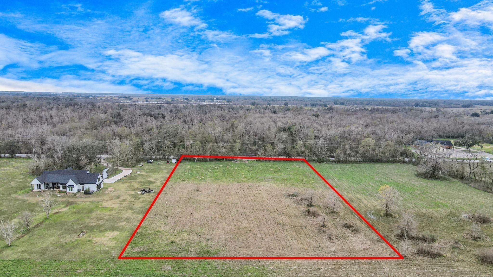 1402 County Road 34