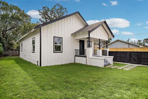 Photo of 113 Delmar Street, Houston, TX 77011 (MLS # 52290504)