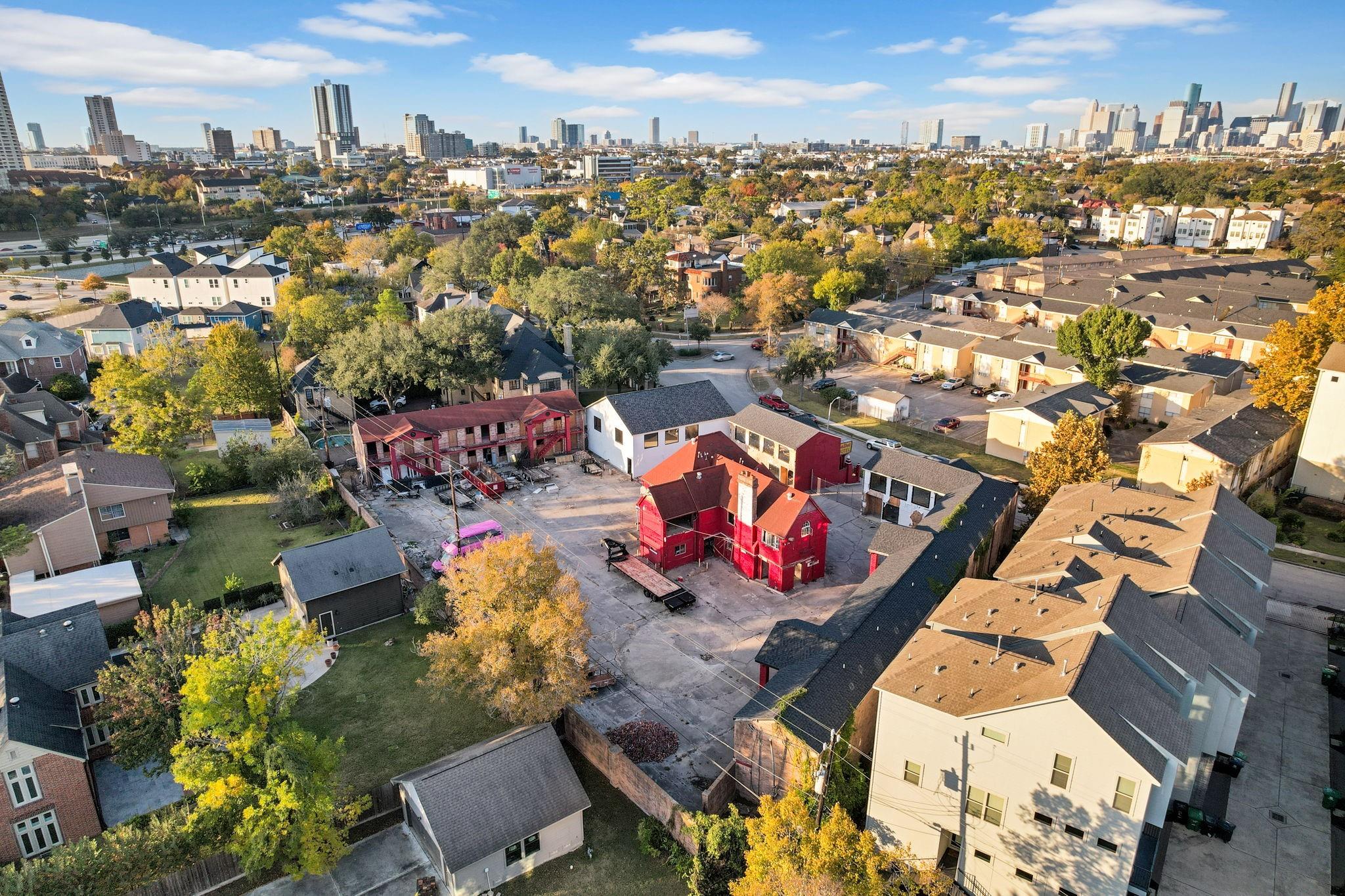 2612 Riverside Drive