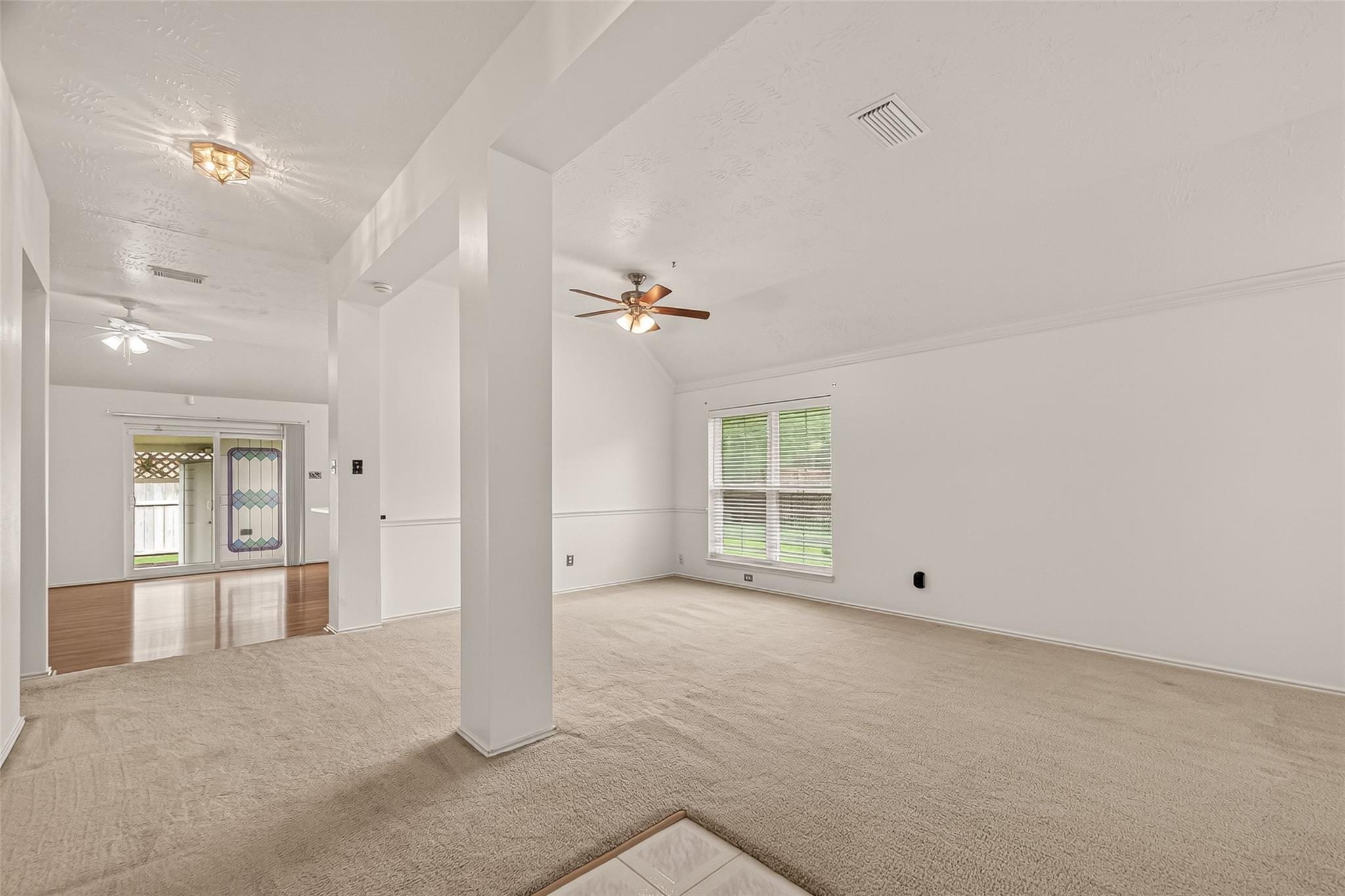 602 W Larkspur Circle