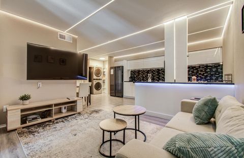 Photo of 4641 Wild Indigo Street #433, Houston, TX 77027 (MLS # 35120640)