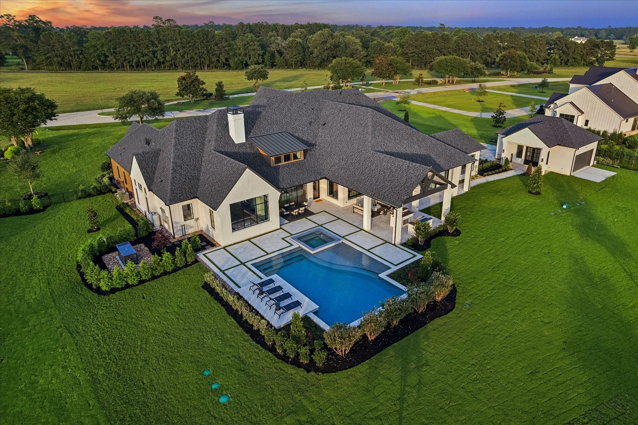 2020 Stallion Lakes Avenue