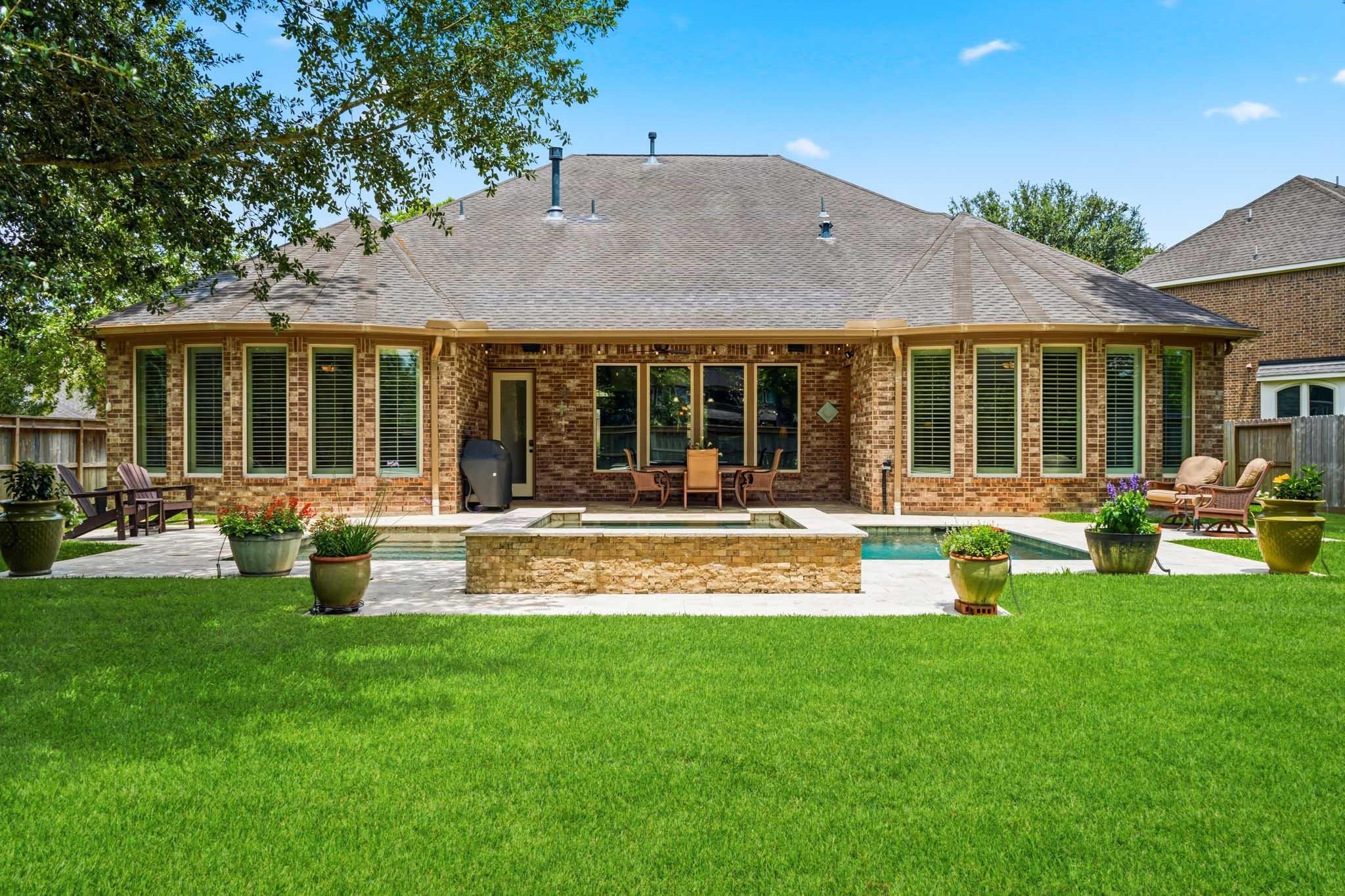 34 Lost Oak Court