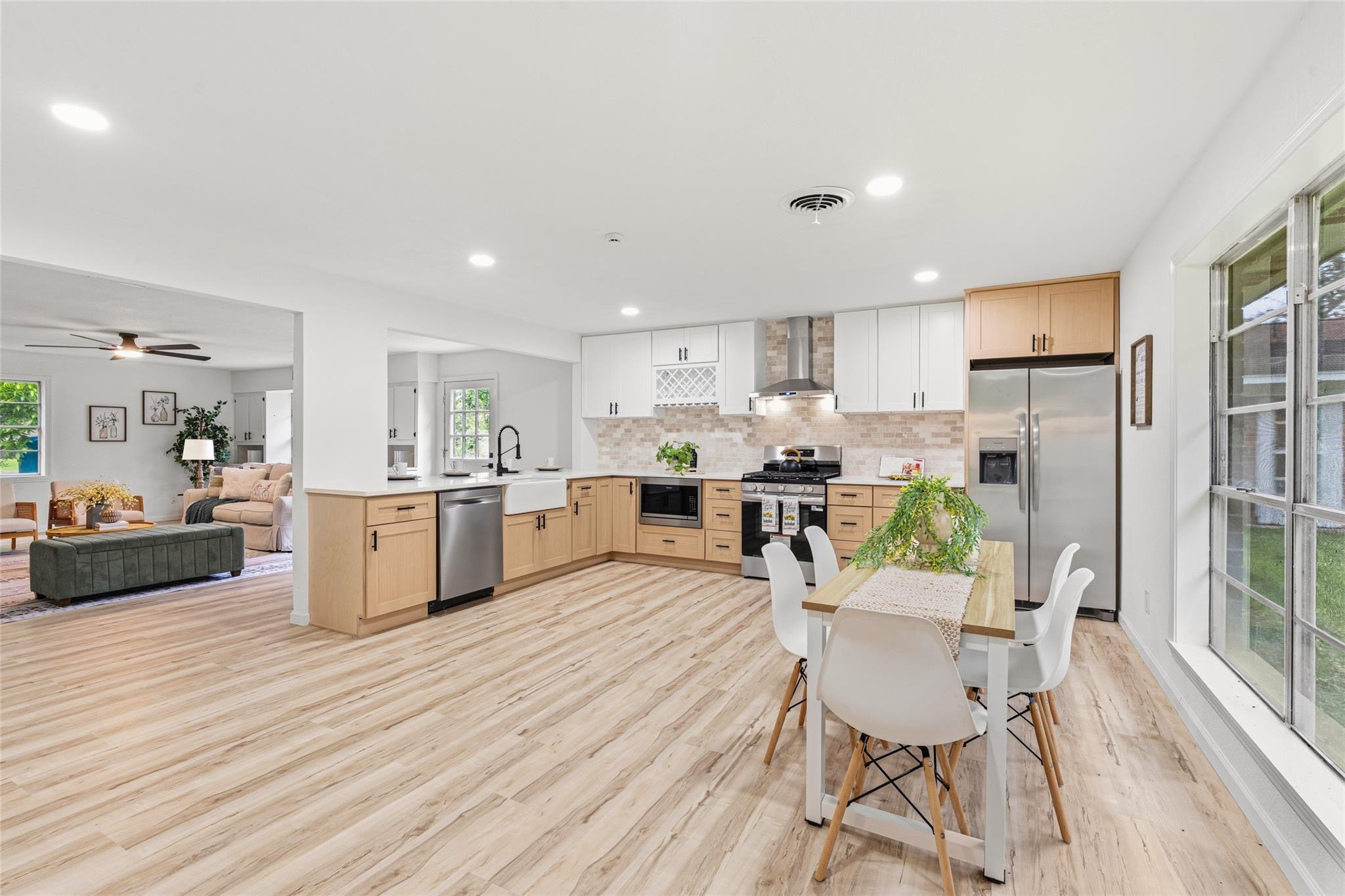 15903 Hickory Bend Drive