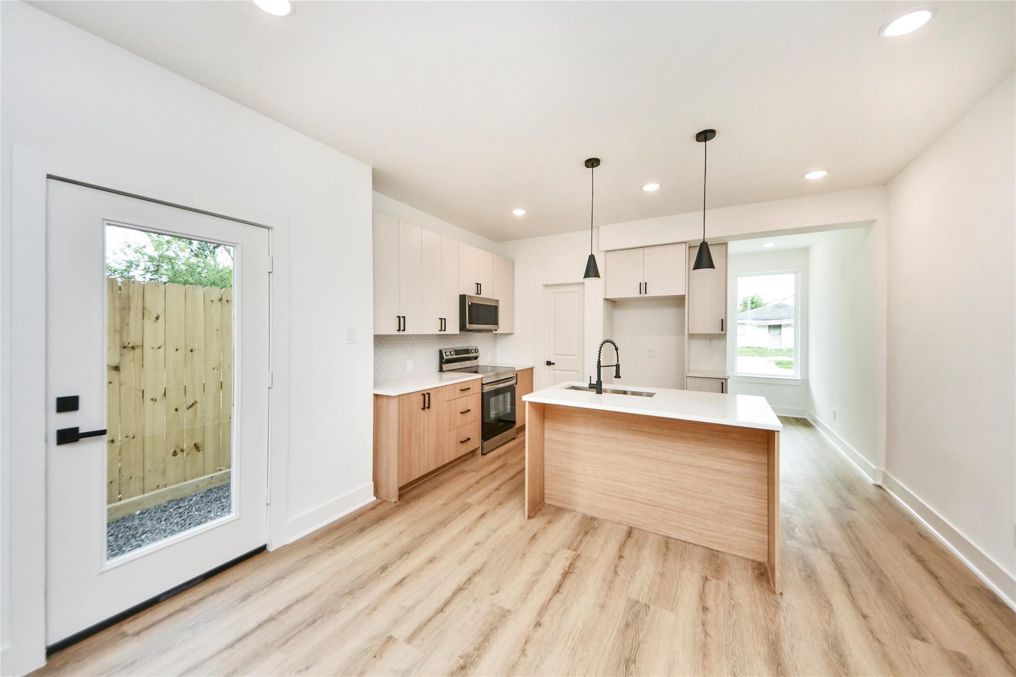 932 South Lane Unit A Lane