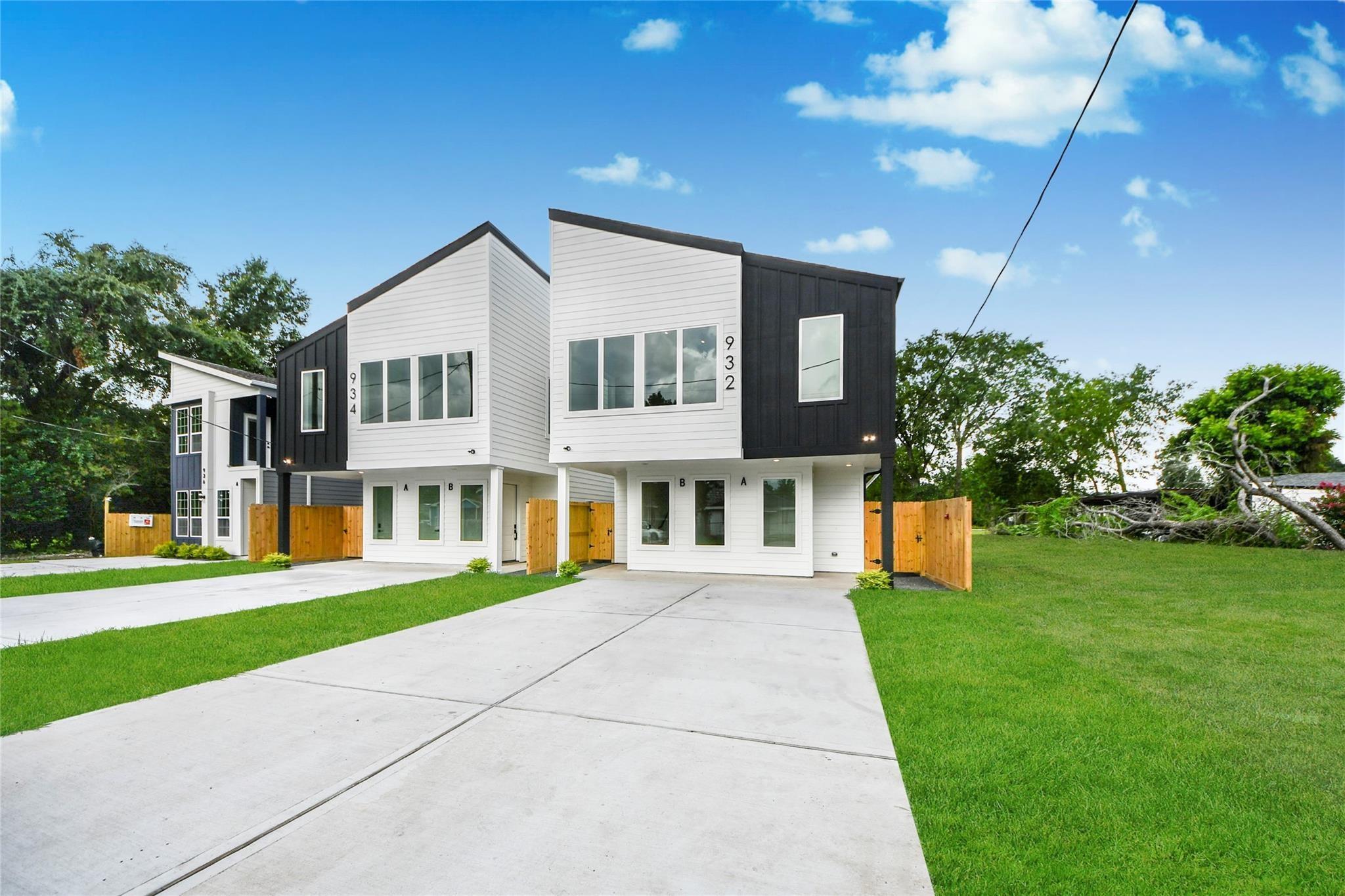 932 South Lane Unit A Lane