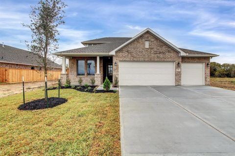 Photo of 149 Angelina Trail, Dayton, TX 77535 (MLS # 37779886)