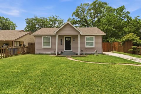 Photo of 306 Center Street, Pasadena, TX 77506 (MLS # 82203342)