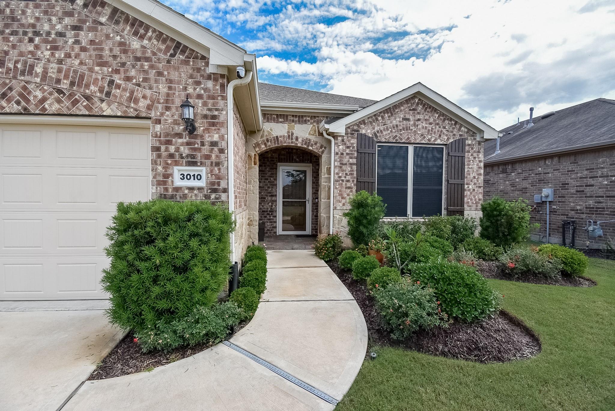 3010 Lacewing Way
