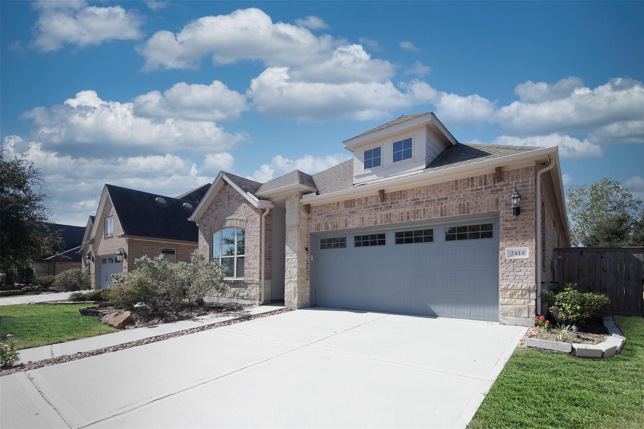 2414 Sandhill Crest Lane