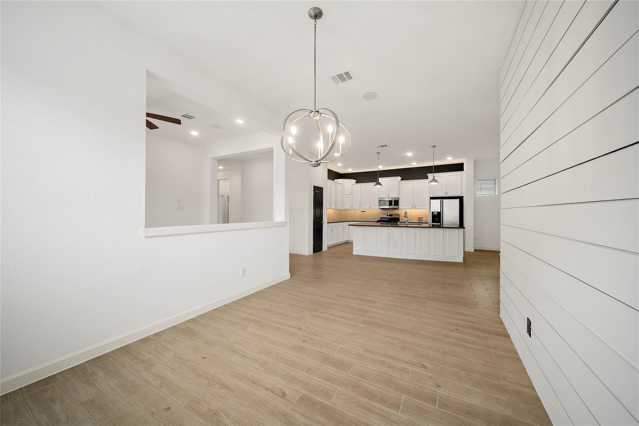 2414 Sandhill Crest Lane