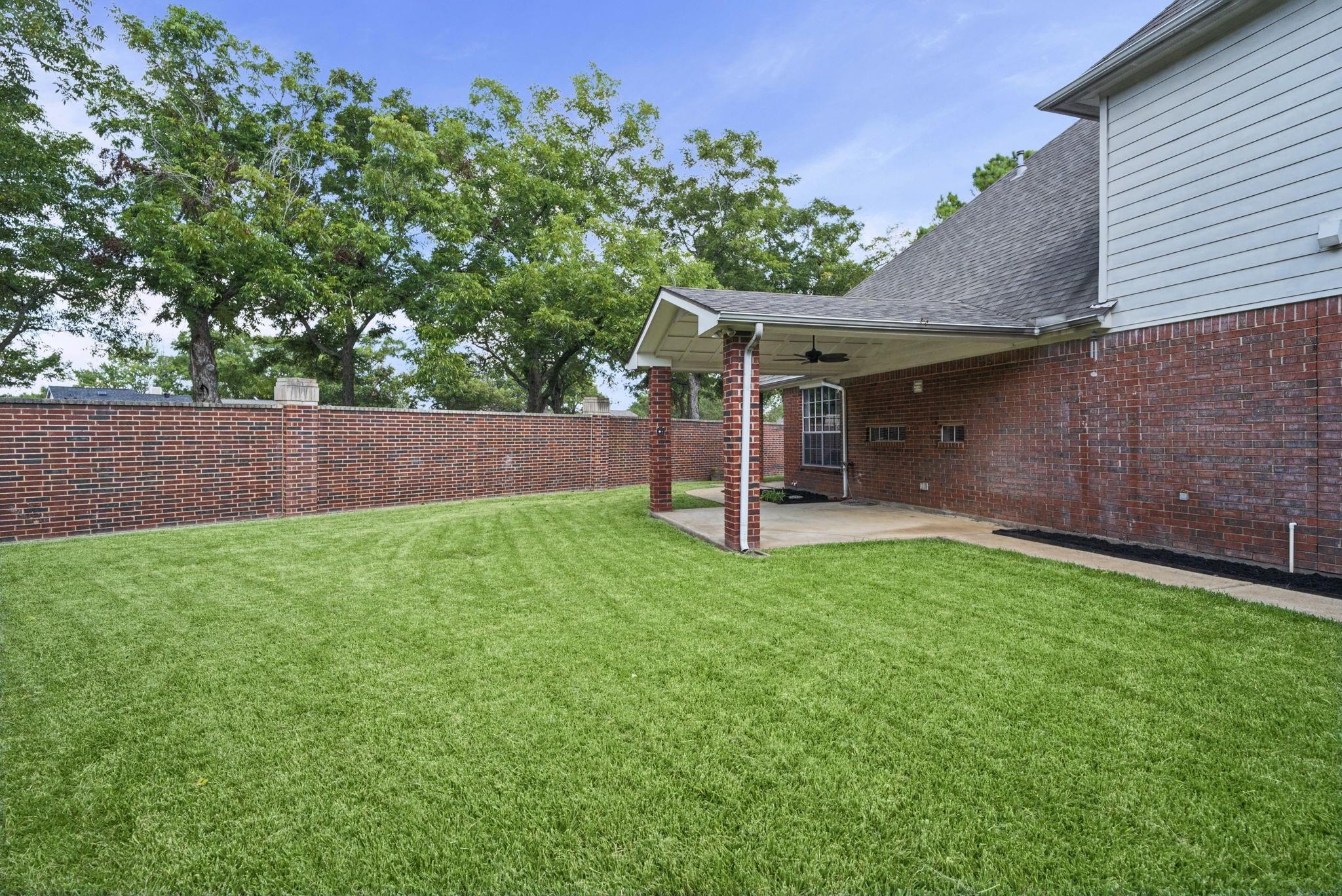 34 Grants Lake Circle