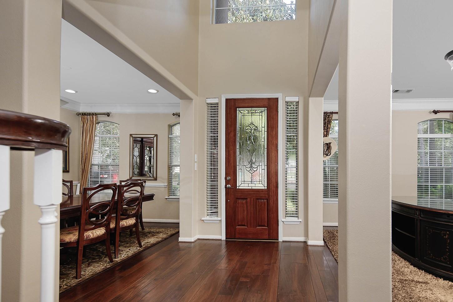 2 Taupewood Place