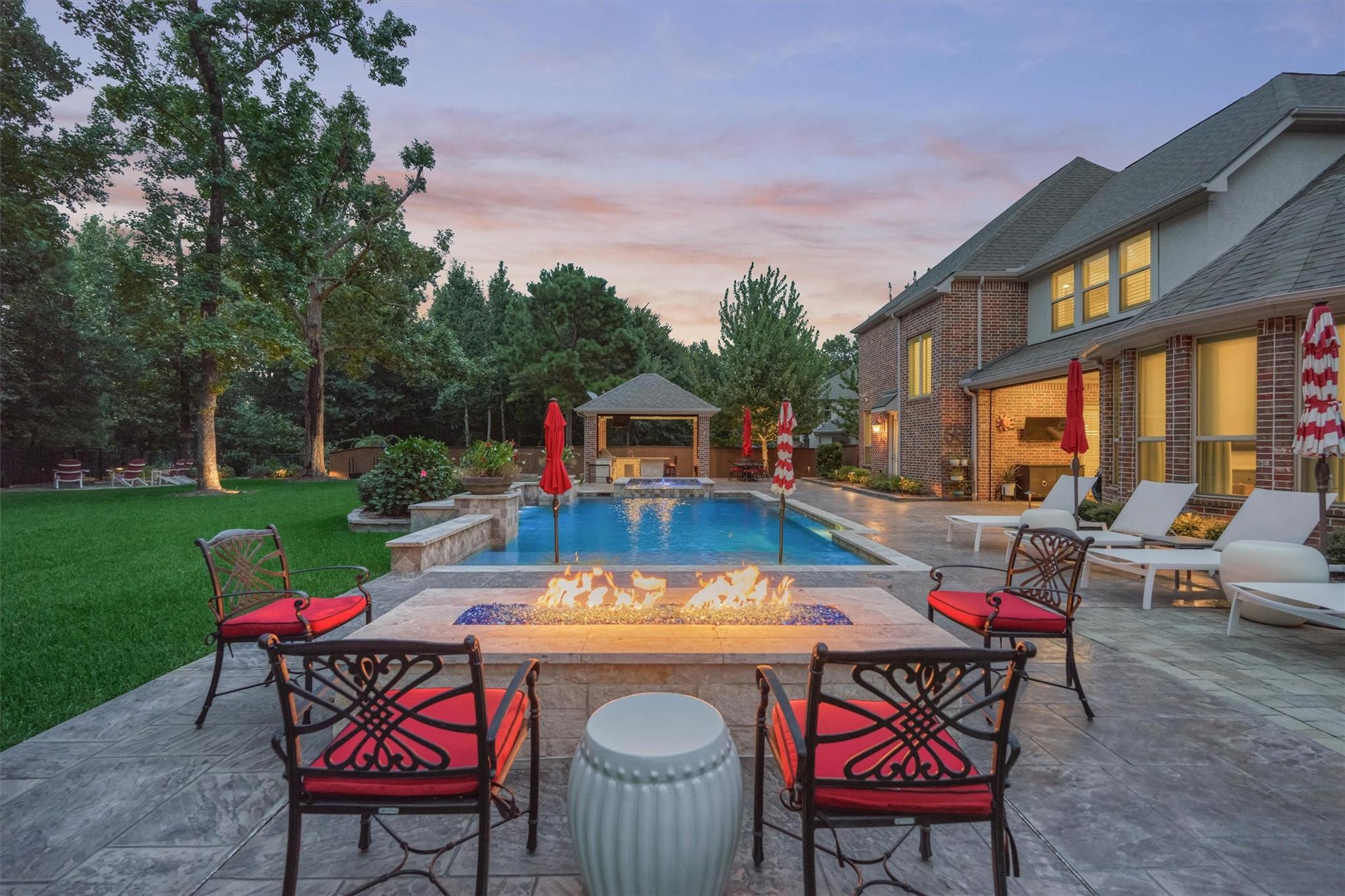 150 Caledonia Circle