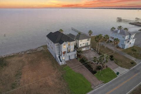 Photo of 1406 Todville Road, Seabrook, TX 77586 (MLS # 52889760)