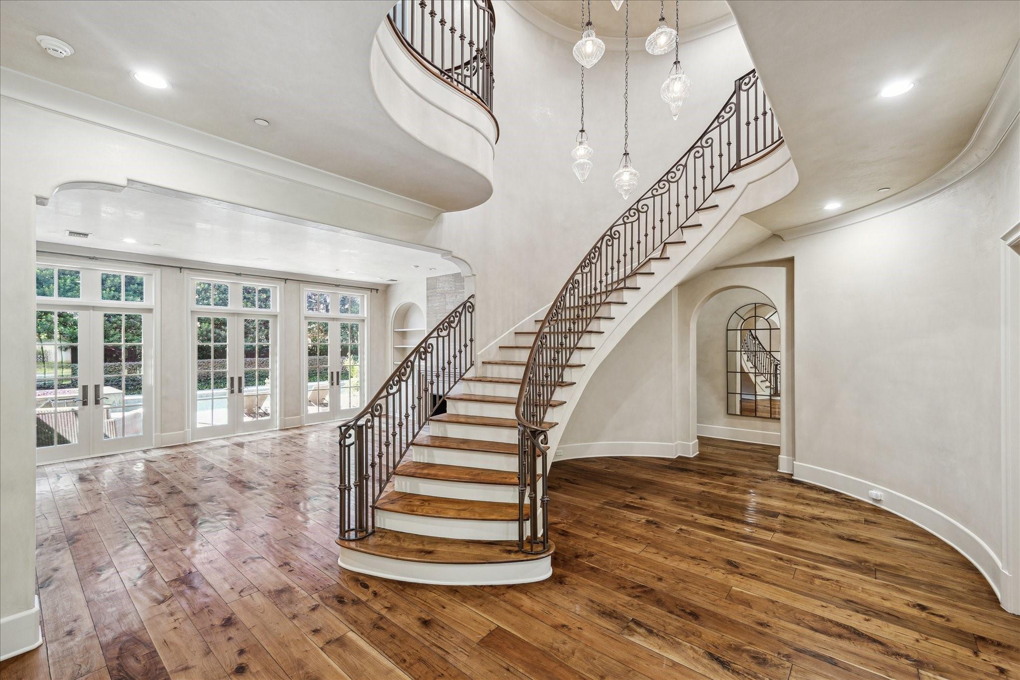 601 Lindenwood Drive