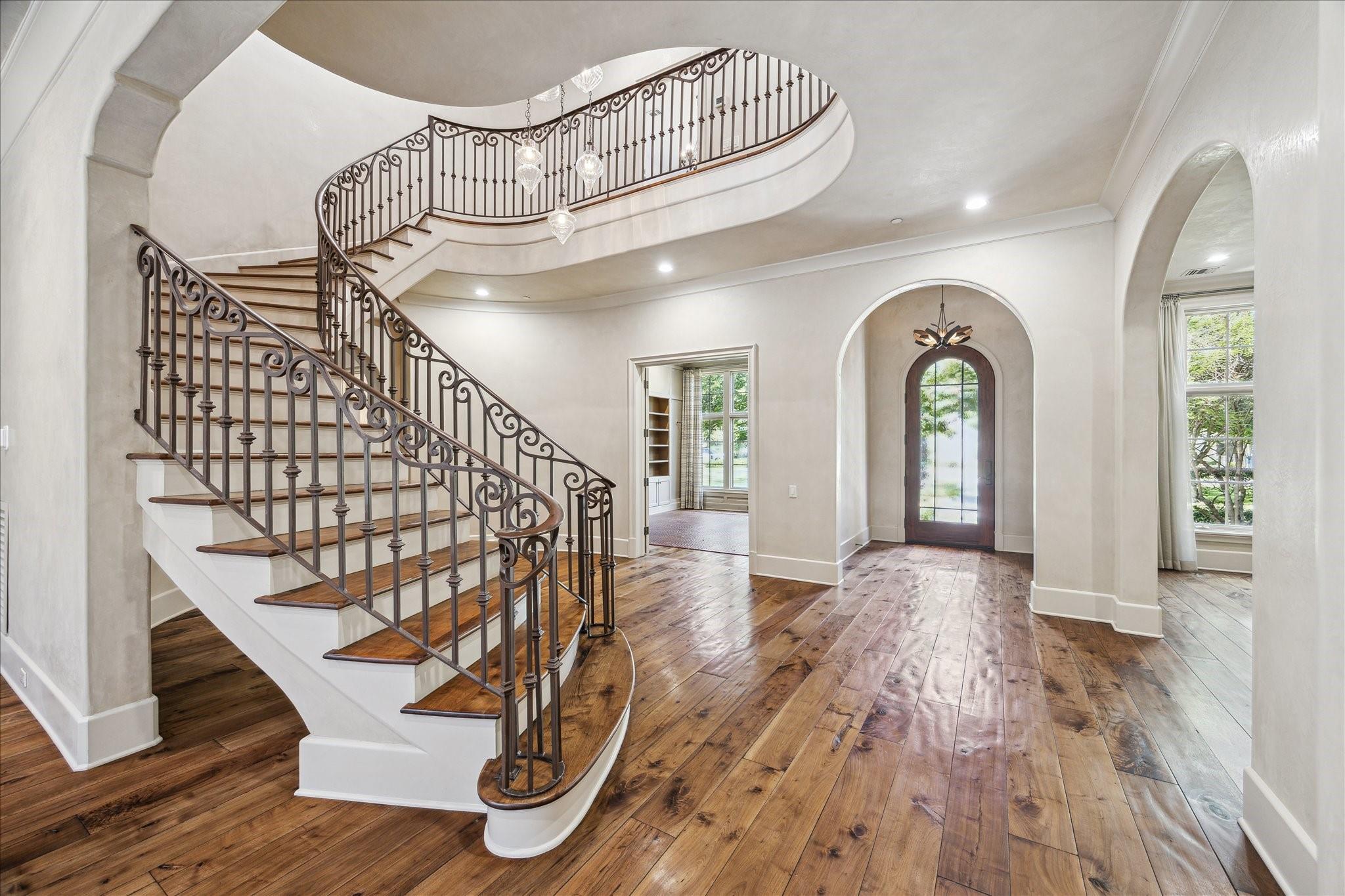 601 Lindenwood Drive