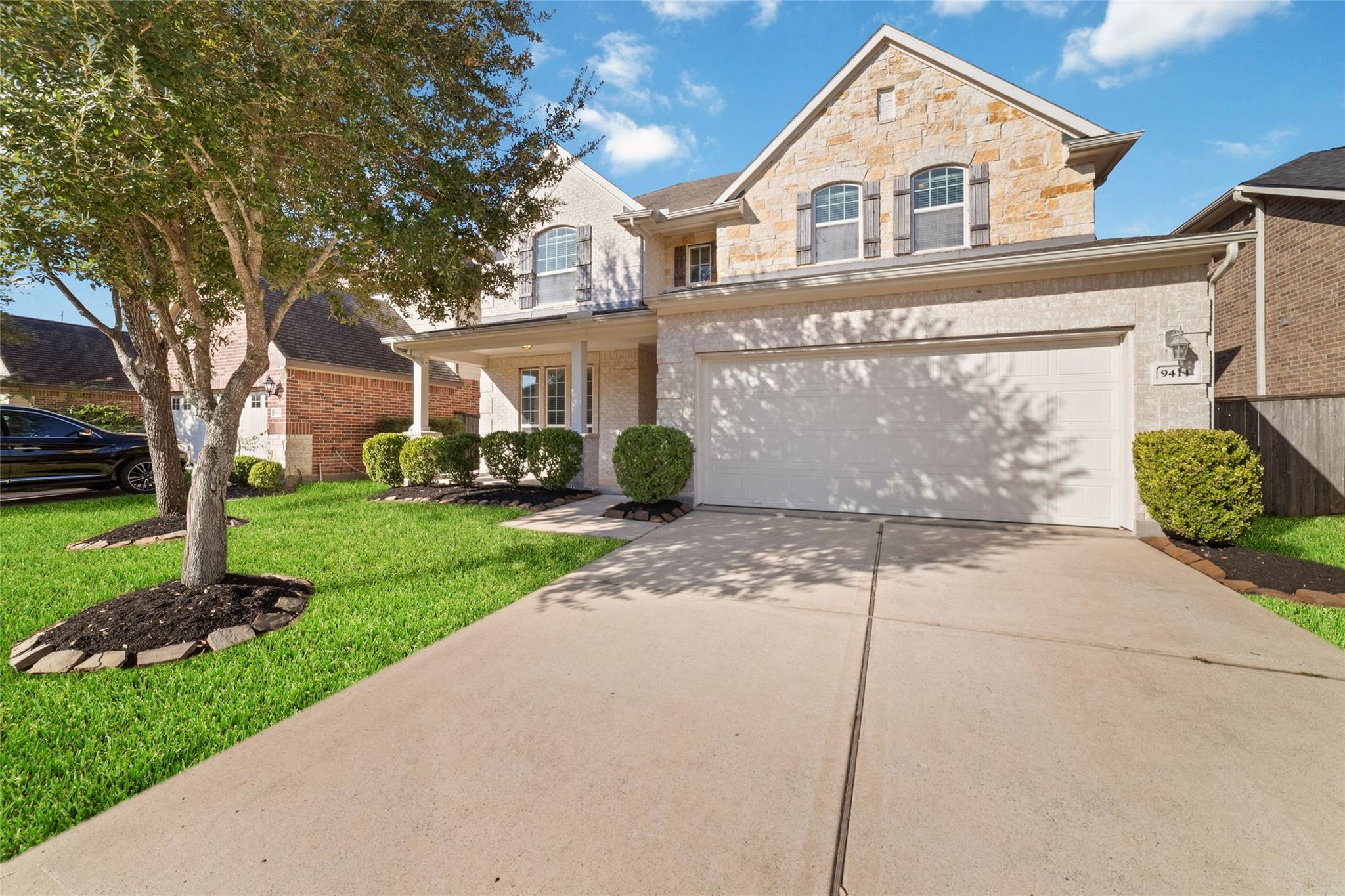 9411 E Nightingale Hill Lane