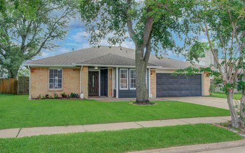 Photo of 11315 Toucan Lane, Houston, TX 77067 (MLS # 32229021)