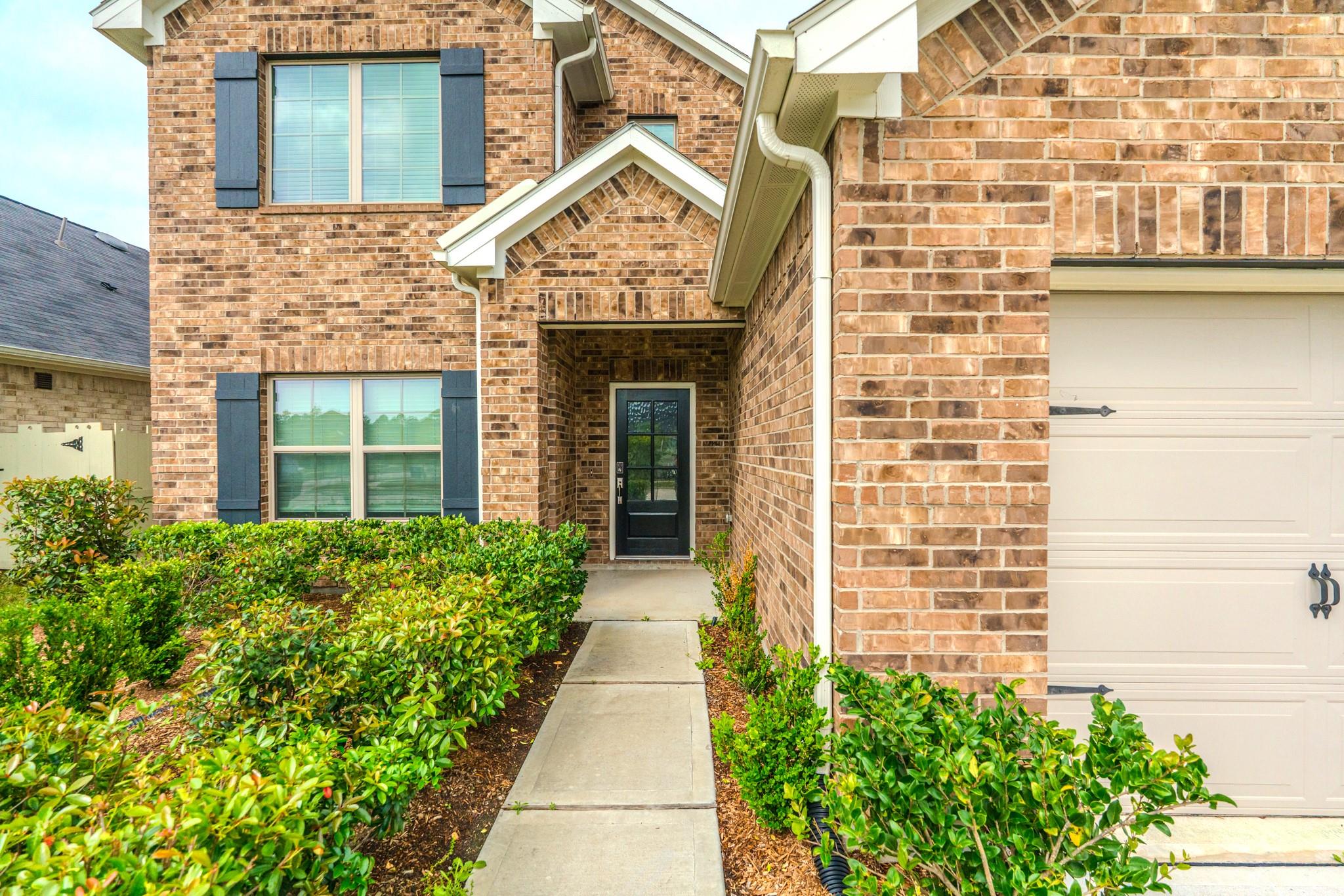 10313 S Goshawk Trail