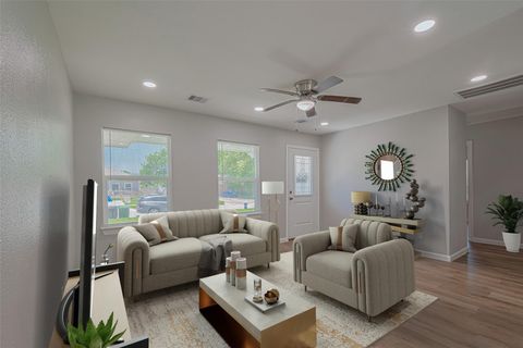 Photo of 12210 Palmbeach Street, Houston, TX 77034 (MLS # 44809157)